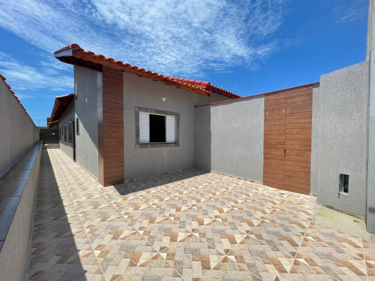 #425 - Casa para Venda em Itanhaém - SP