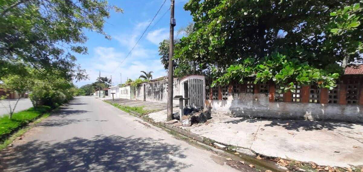 #630 - Casa para Venda em Itanhaém - SP