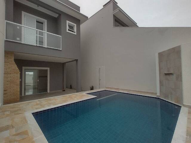 Casa para Venda em Itanhaém - 3