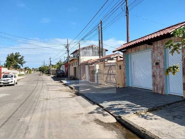 #420 - Casa para Venda em Itanhaém - SP