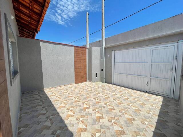 #425 - Casa para Venda em Itanhaém - SP