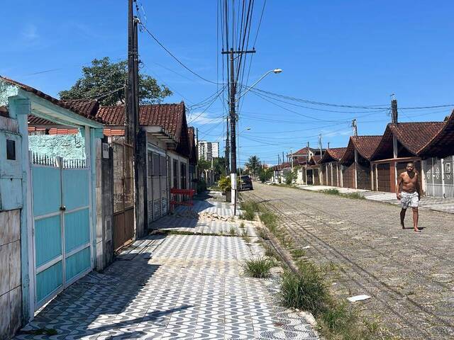 #505 - Casa para Venda em Praia Grande - SP