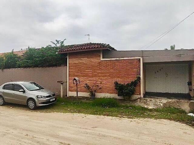 #633 - Casa para Venda em Itanhaém - SP