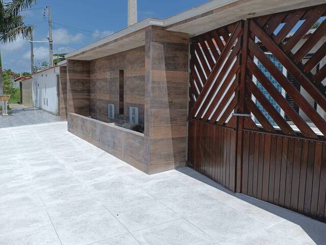 #677 - Casa para Venda em Itanhaém - SP