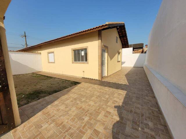 #687 - Casa para Venda em Itanhaém - SP