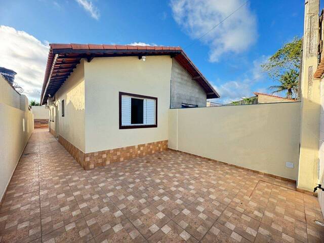 #702 - Casa para Venda em Itanhaém - SP