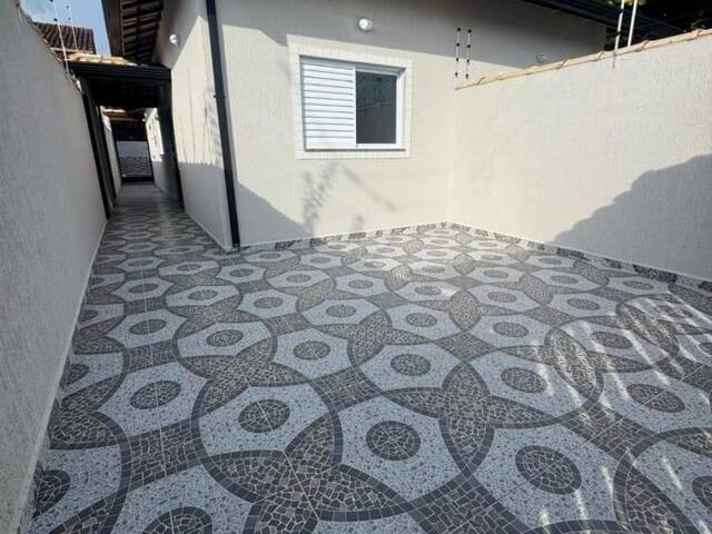 #704 - Casa para Venda em Itanhaém - SP
