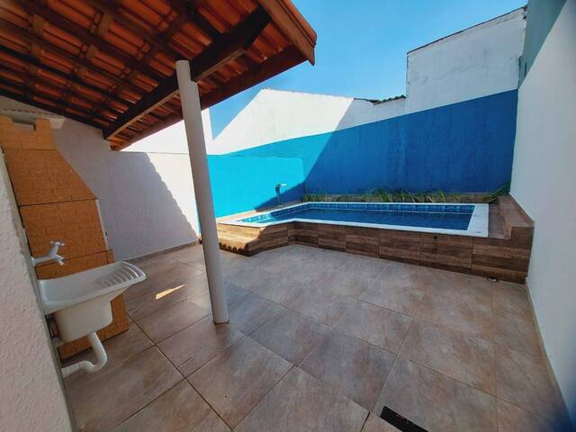 #715 - Casa para Venda em Itanhaém - SP